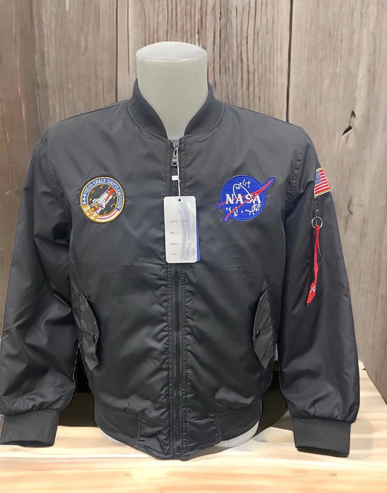 Bomber caldo e soffice con zip e tasche