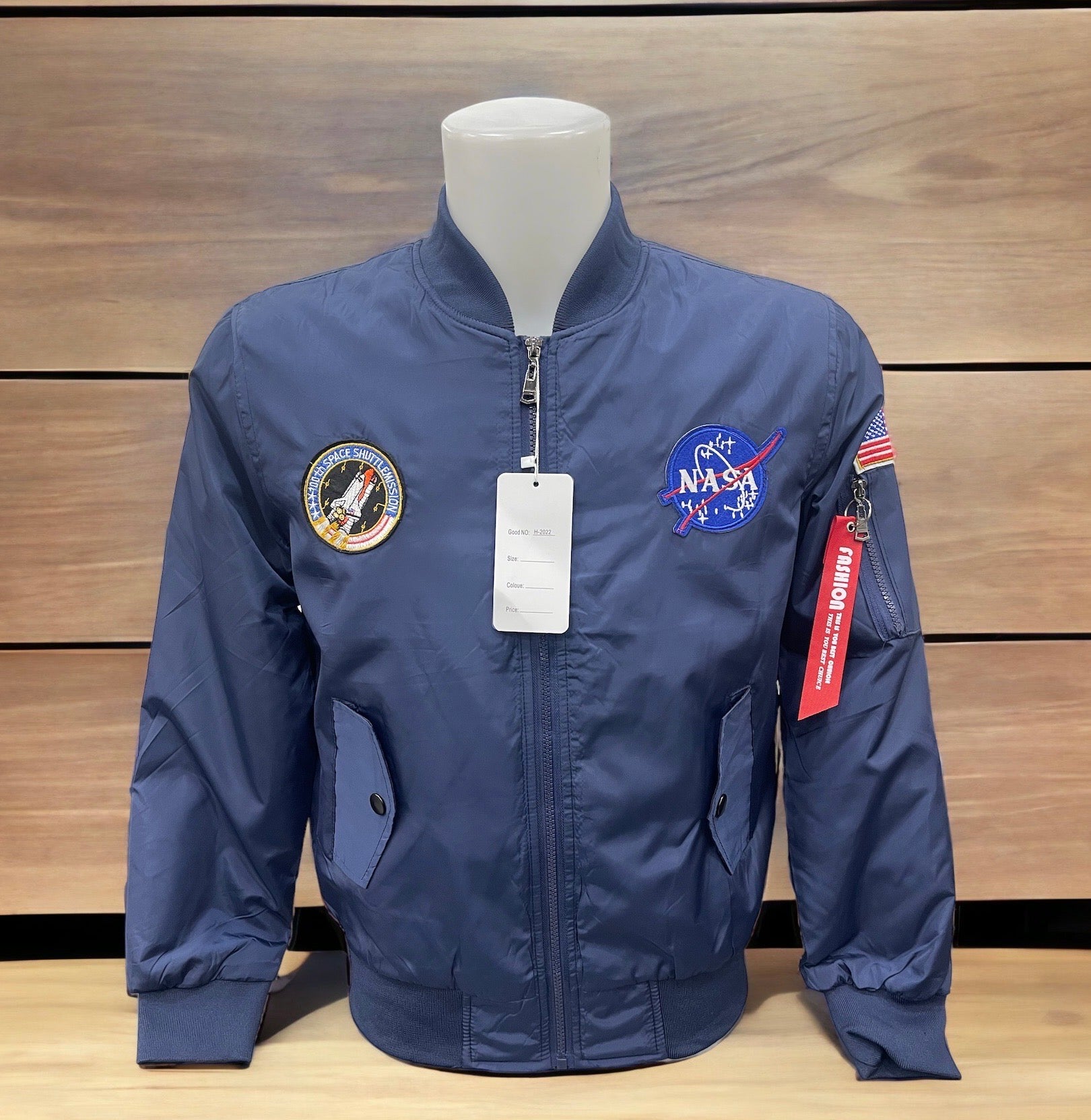 Bomber caldo e soffice con zip e tasche